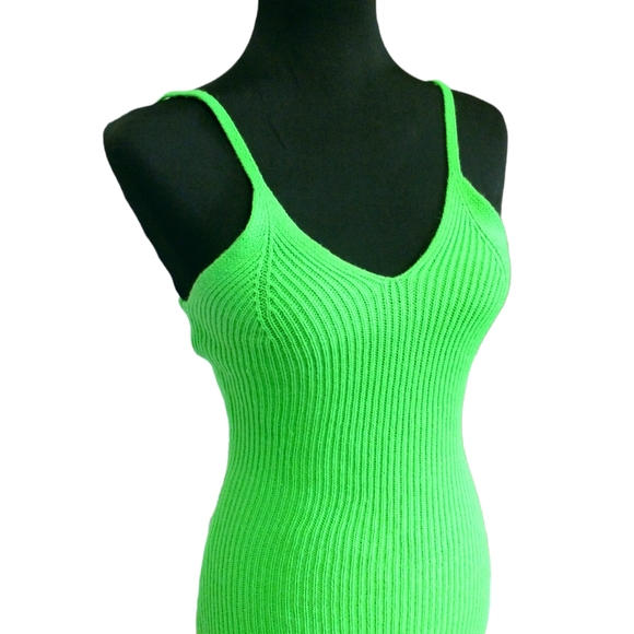 NWT Almost & Famous Green Knitted Dress - Picture 9 of 16